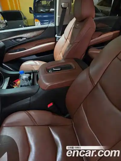 Cadillac Escalade 2018 6.2 гидро, миниатюра 5