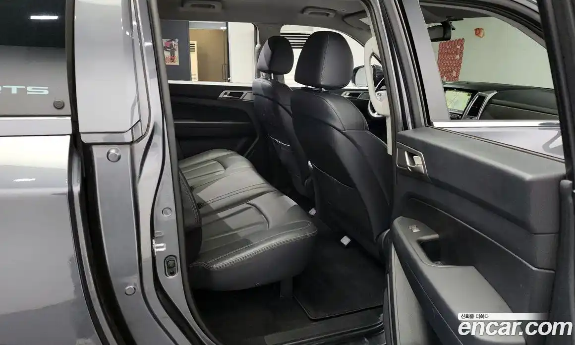 SsangYong Rexton 2018 2.2 автомат (гидро), фото 12