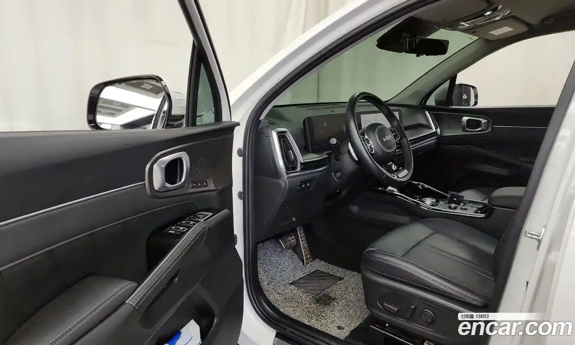 Kia Sorento 2023 2.5 автомат (гидро), фото 10