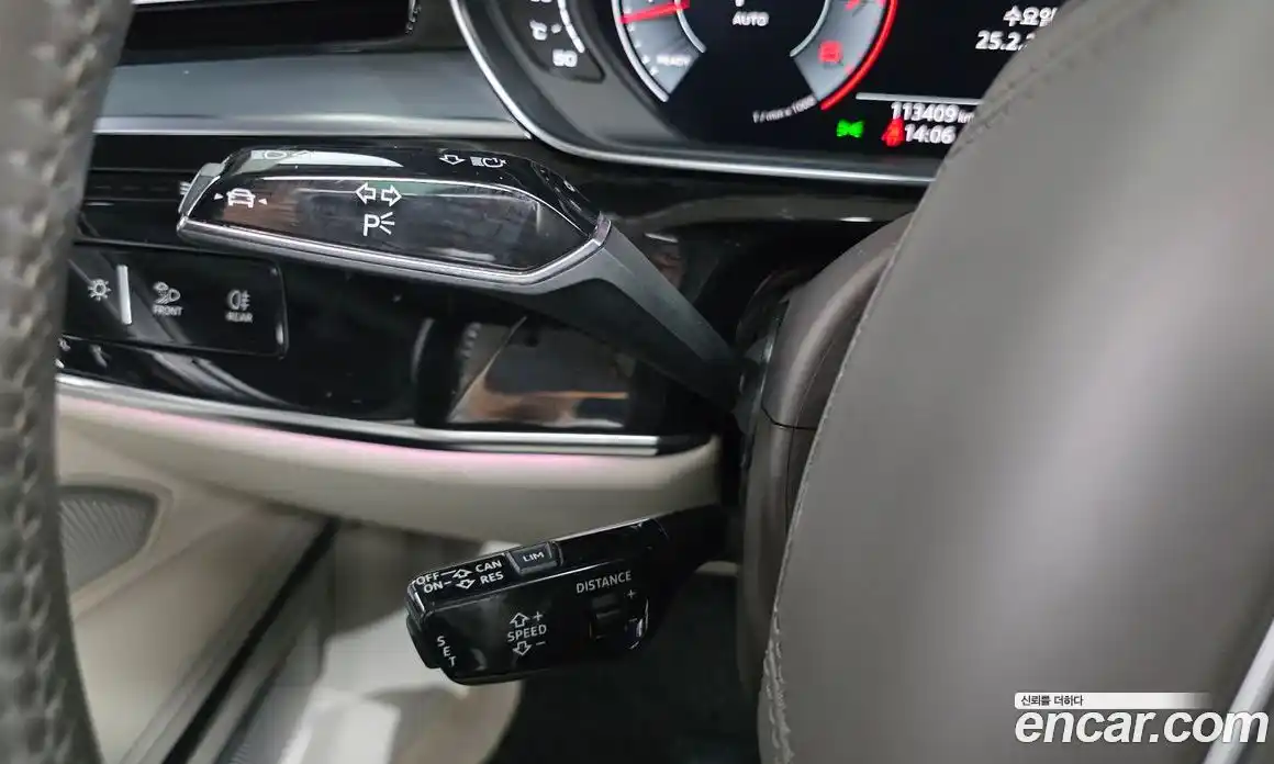 Audi A8 2018 3.0 автомат (гидро), фото 21