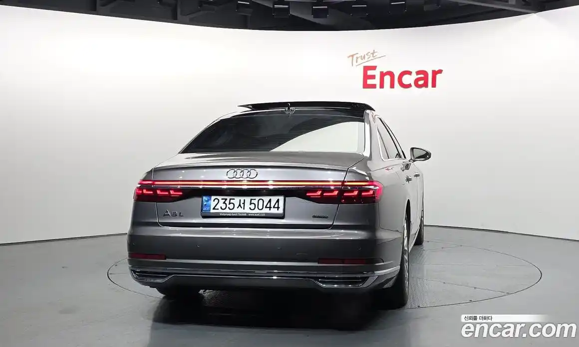 Audi A8 2018 3.0 автомат (гидро), фото 4