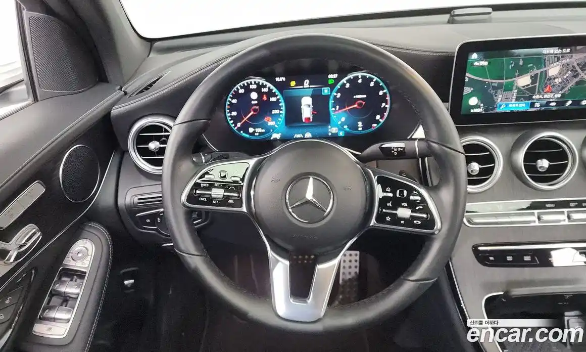 Mercedes-Benz GLC-Class 2022 2.0 гидро, фото 13 Mercedes-Benz GLC-Class 2022 2.0 гидро, фото 13