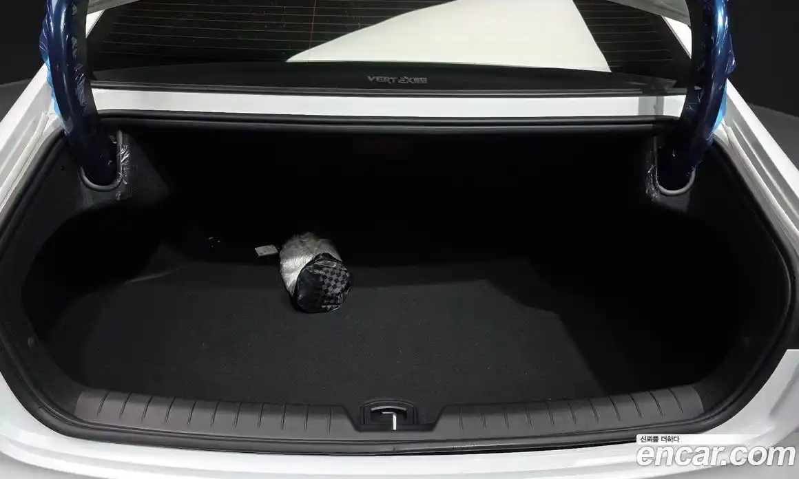 Hyundai Grandeur 2026 2.5 автомат (гидро), фото 20