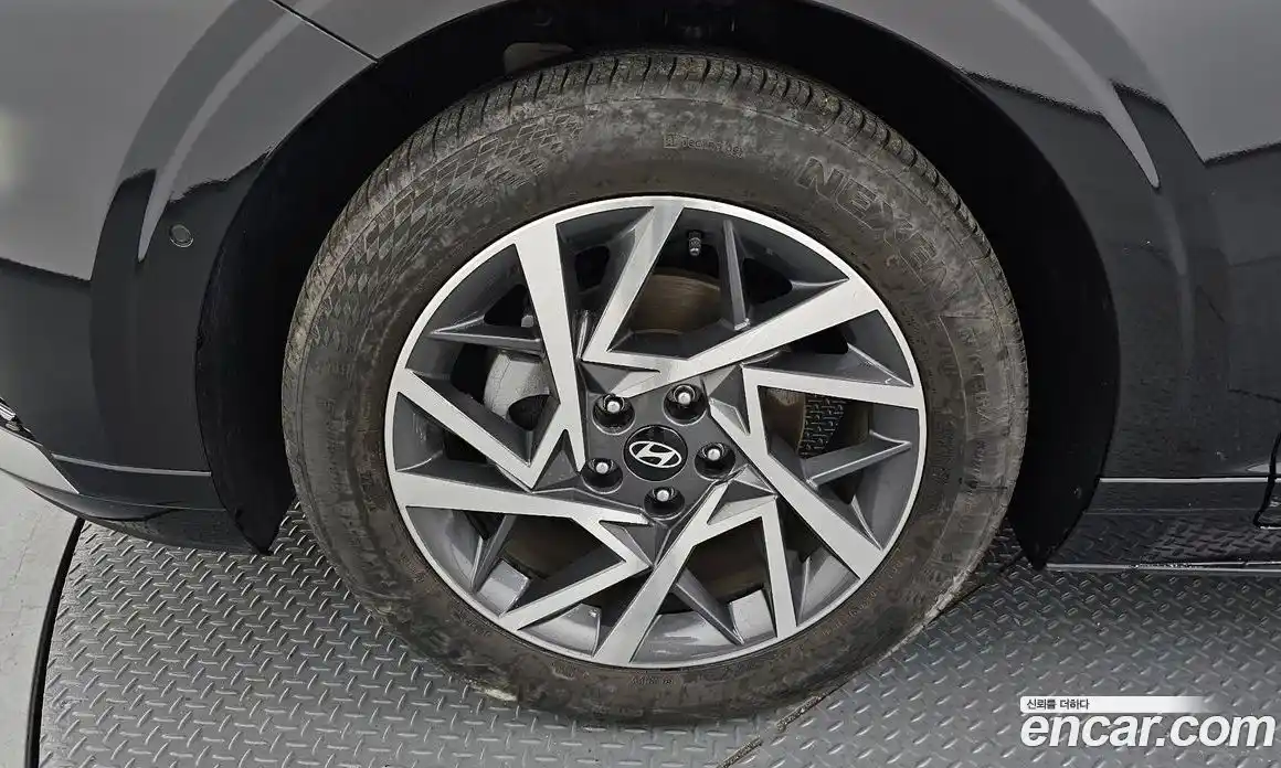 Hyundai Grandeur 2024 1.6 автомат (гидро), фото 5