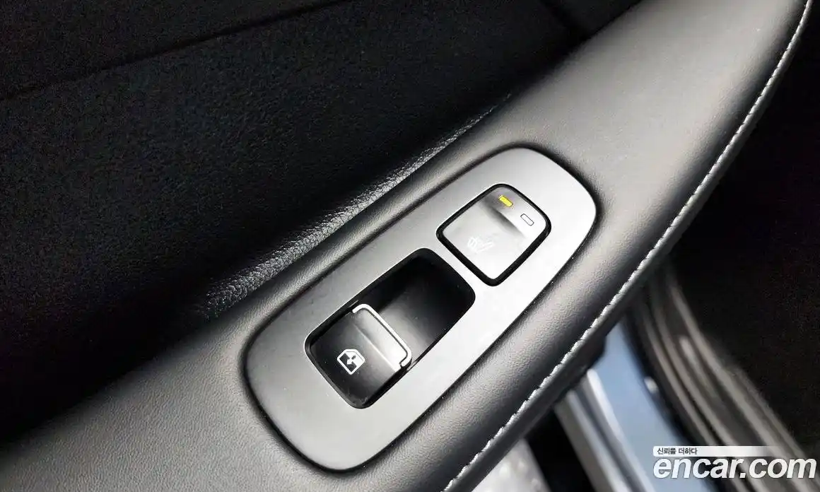 Hyundai Sonata 2024 2.0 автомат (гидро), фото 32