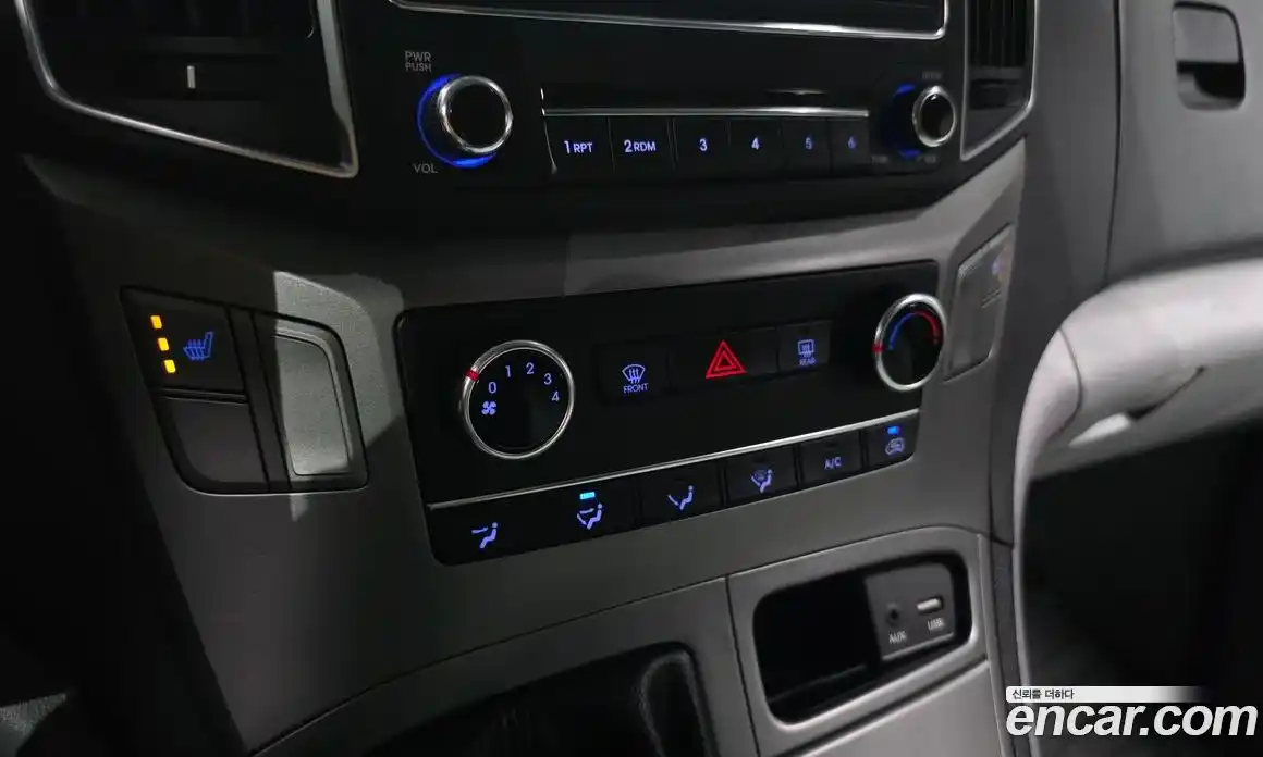 Hyundai Starex 2019 2.5 механика, фото 21