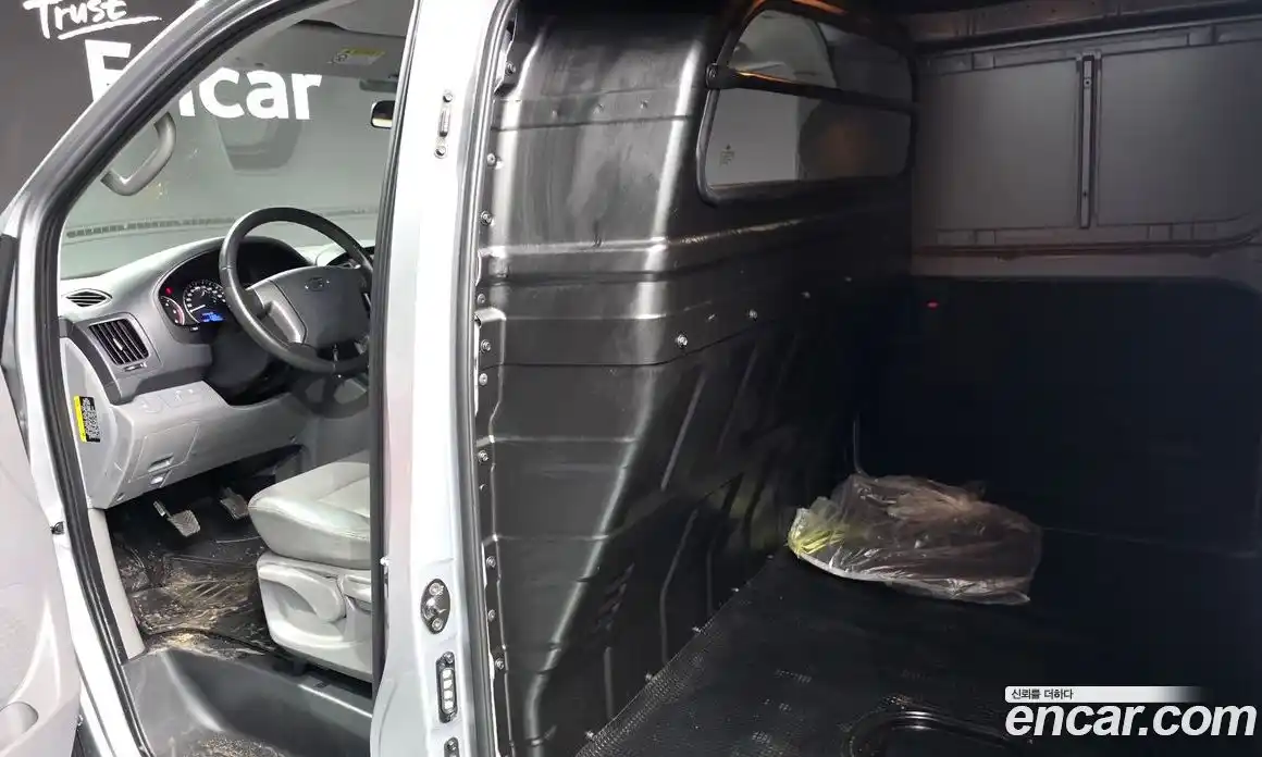 Hyundai Starex 2019 2.5 механика, фото 22