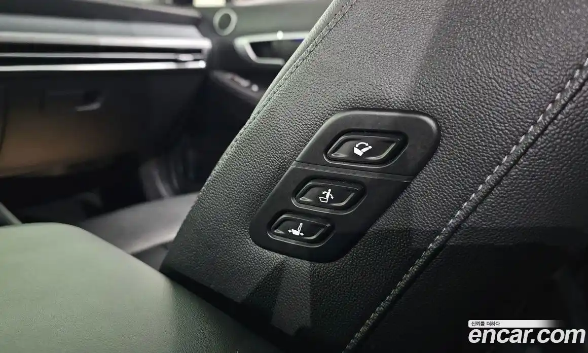 Hyundai Sonata 2023 1.6 автомат (гидро), фото 30