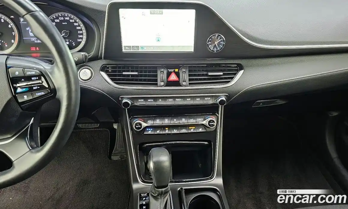 Hyundai Grandeur 2019 2.4 автомат (гидро), фото 20