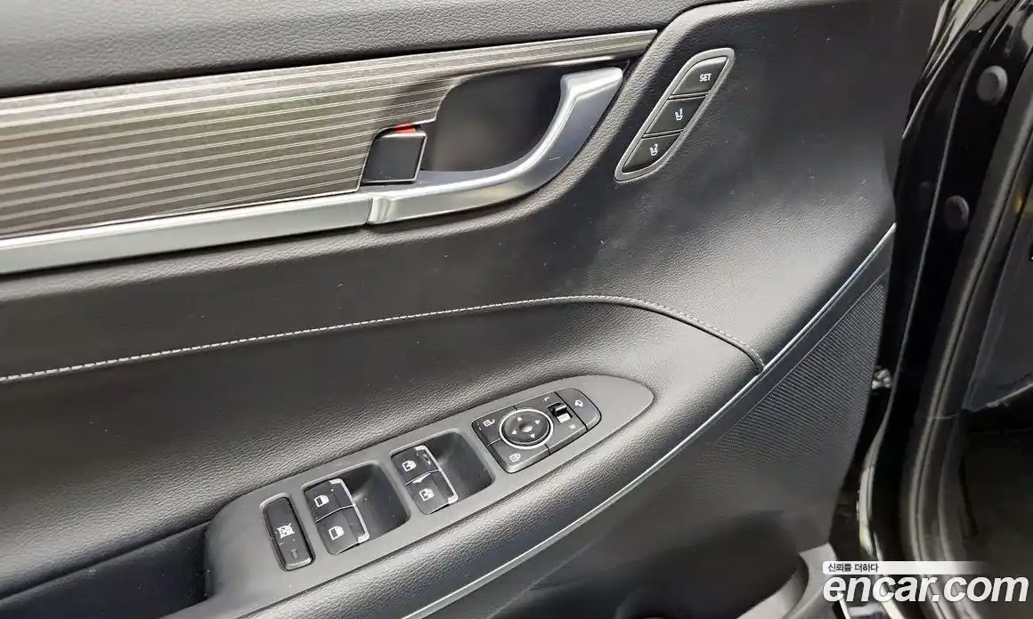 Hyundai Grandeur 2019 2.4 автомат (гидро), фото 23