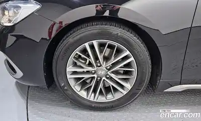 Hyundai Grandeur 2019 2.4 автомат (гидро), миниатюра 5