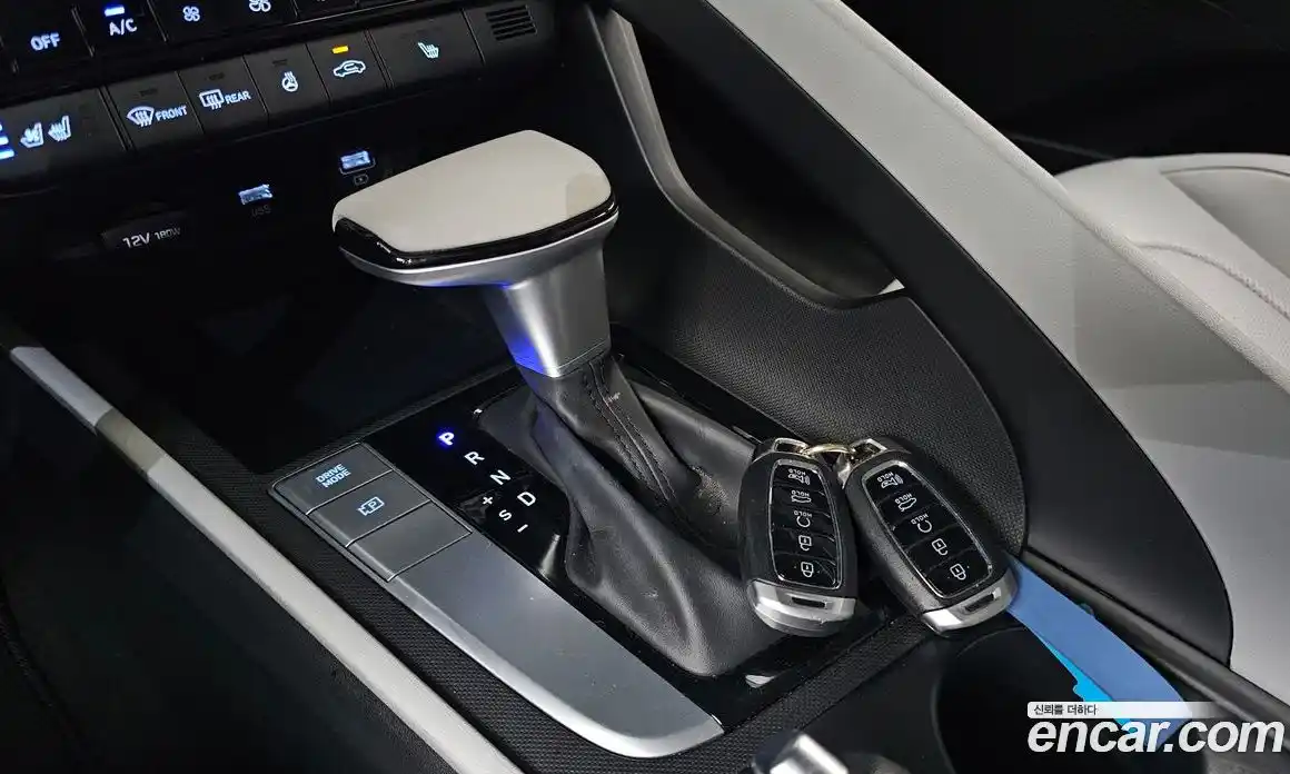 Hyundai Avante 2020 1.6 автомат (гидро), фото 9