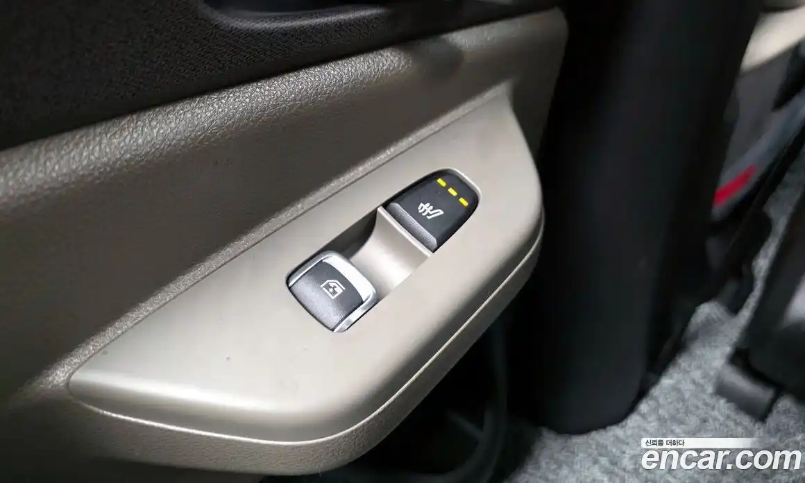 Kia Carnival 2025 1.6 автомат (гидро), фото 25