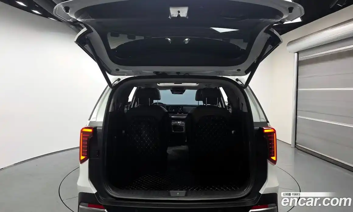 Kia Carnival 2025 1.6 автомат (гидро), фото 26