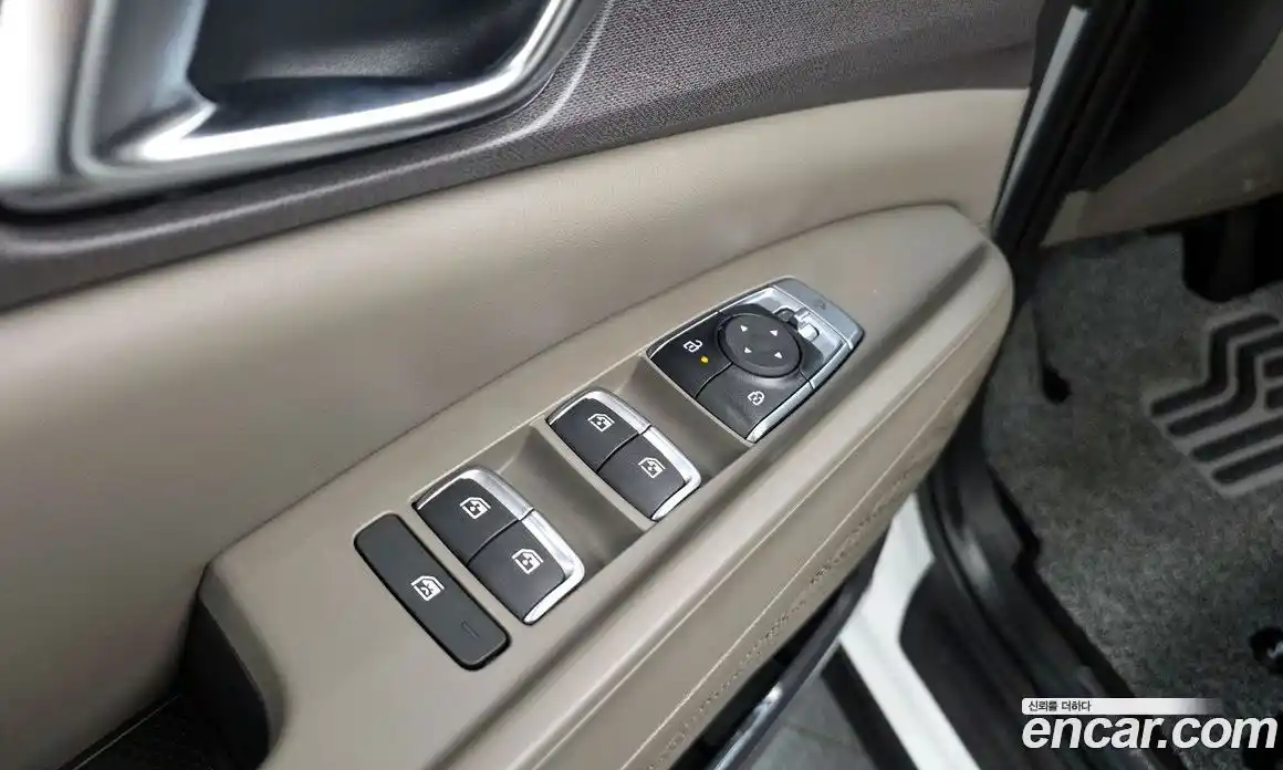 Kia Carnival 2025 1.6 автомат (гидро), фото 29