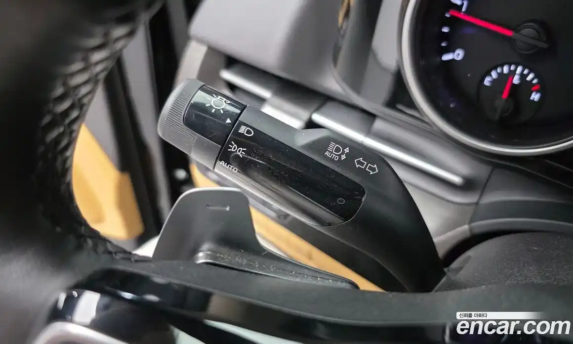 Kia Carnival 2021 2.2 автомат (гидро), фото 14