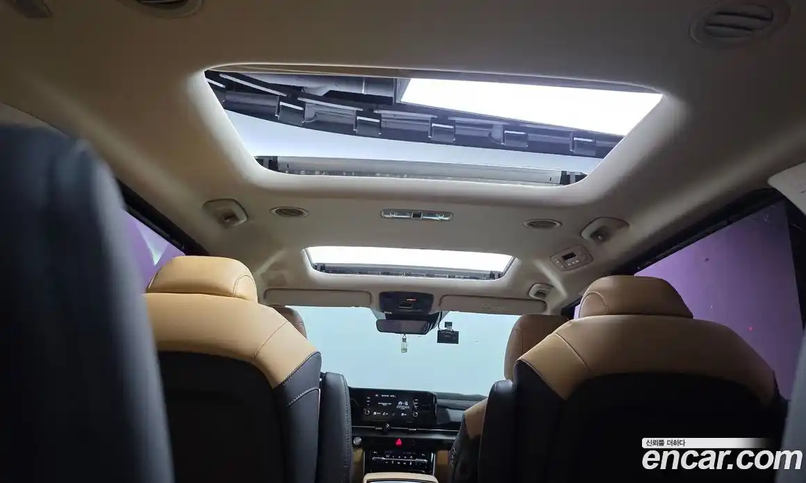 Kia Carnival 2021 2.2 автомат (гидро), фото 18