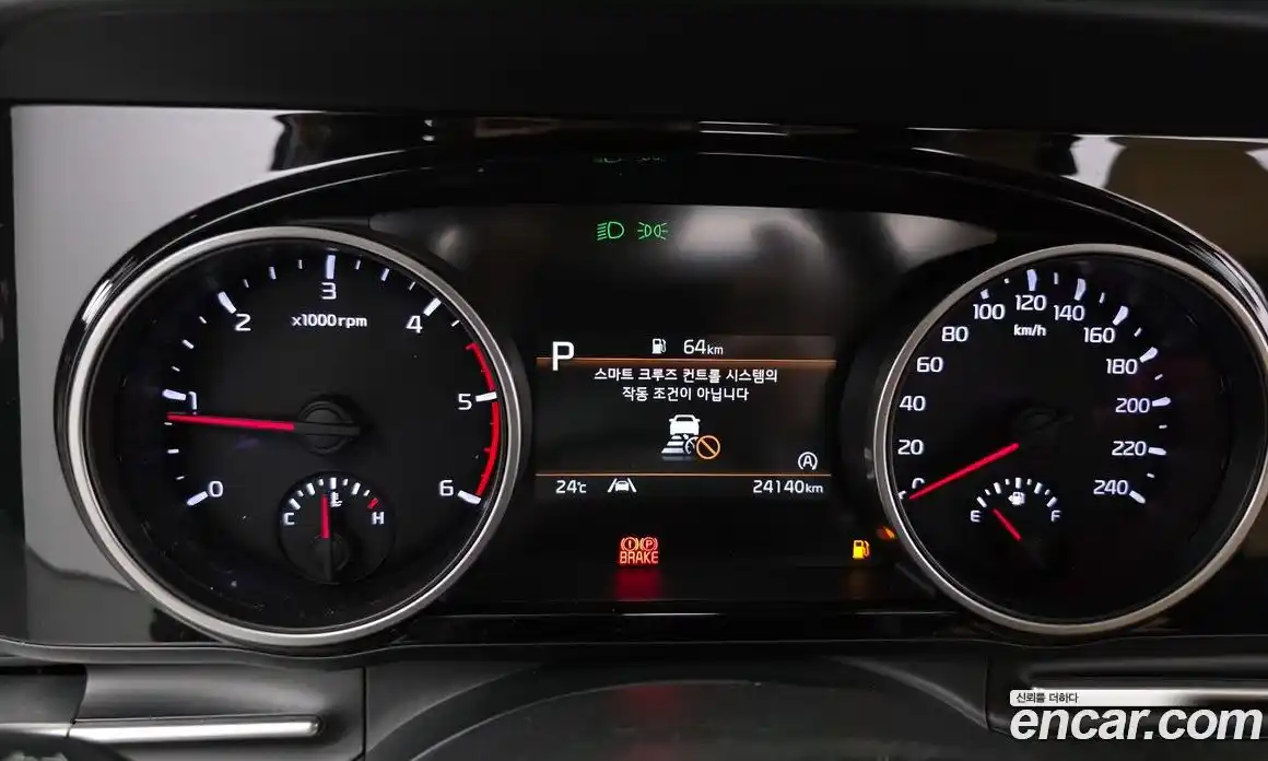 Kia Carnival 2021 2.2 автомат (гидро), фото 8