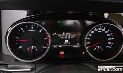 Kia Carnival 2021 2.2 автомат (гидро), миниатюра 8