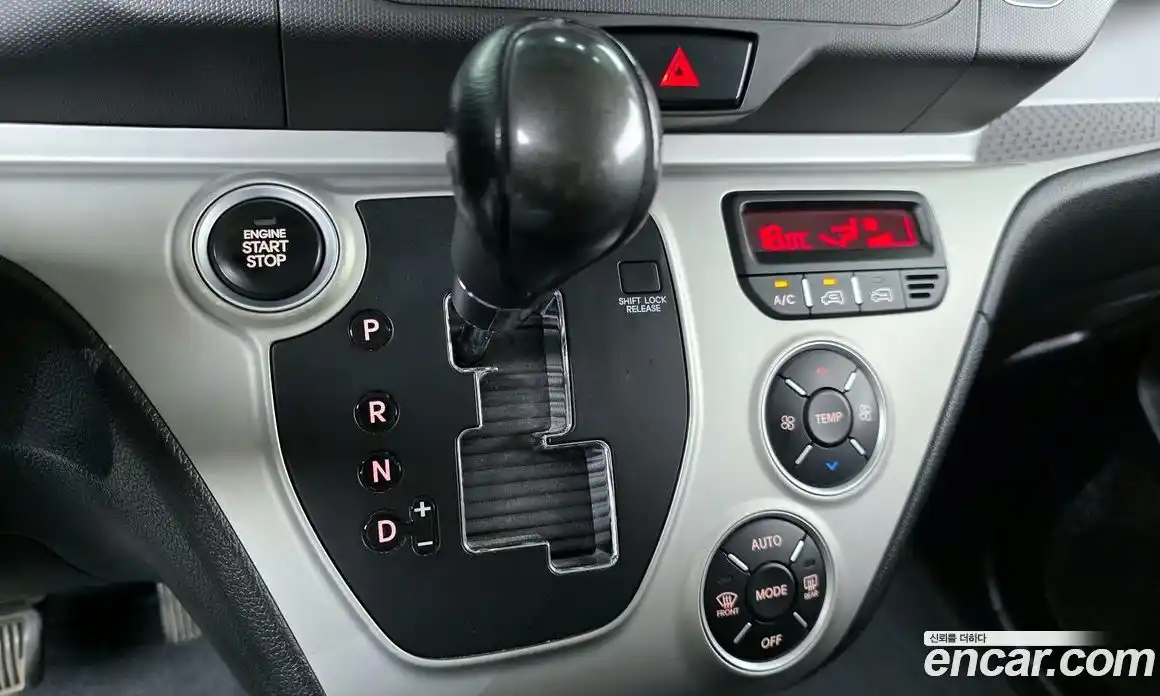 Kia Ray 2013 1.0 автомат (гидро), фото 12