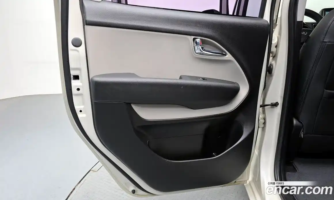 Kia Ray 2013 1.0 автомат (гидро), фото 15