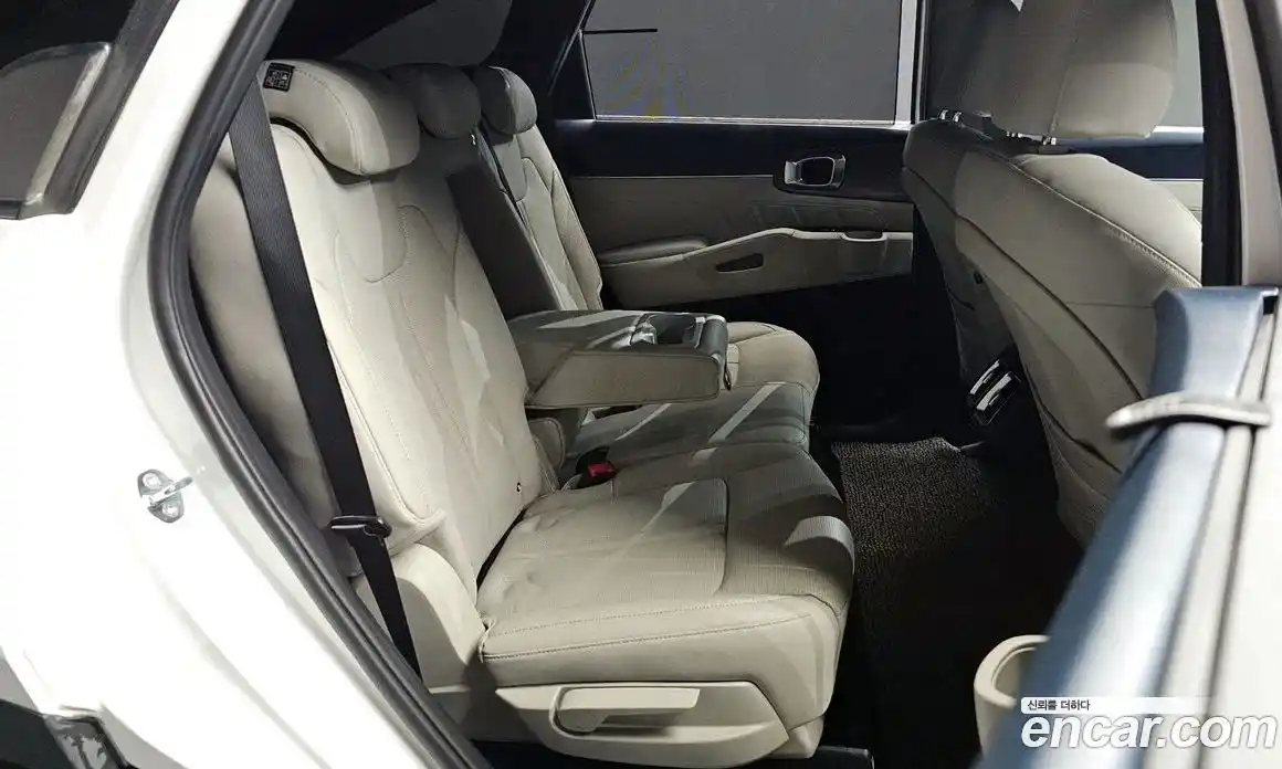 Kia Sorento 2024 1.6 автомат (гидро), фото 17