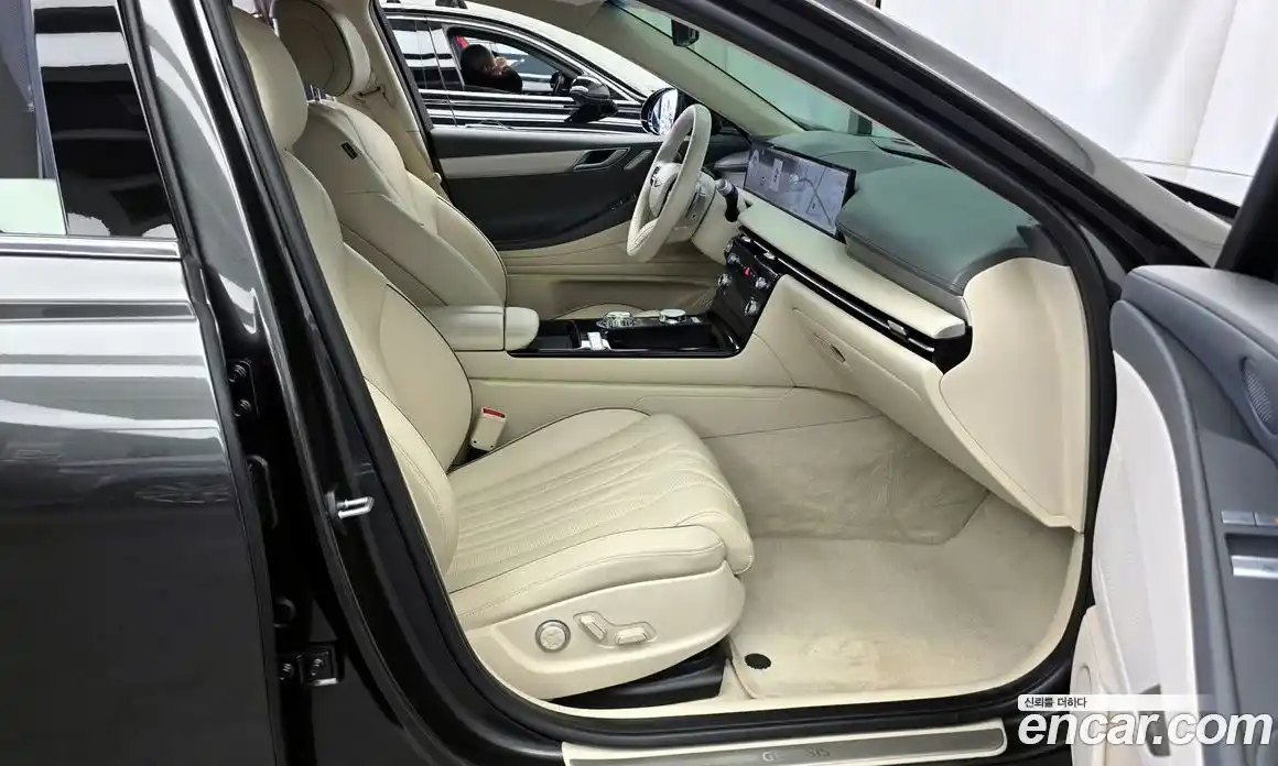 Genesis G80 2024 2.5 автомат (гидро), фото 17
