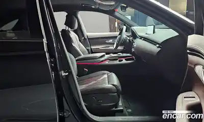 Genesis GV70 2023 2.5 автомат (гидро), миниатюра 11