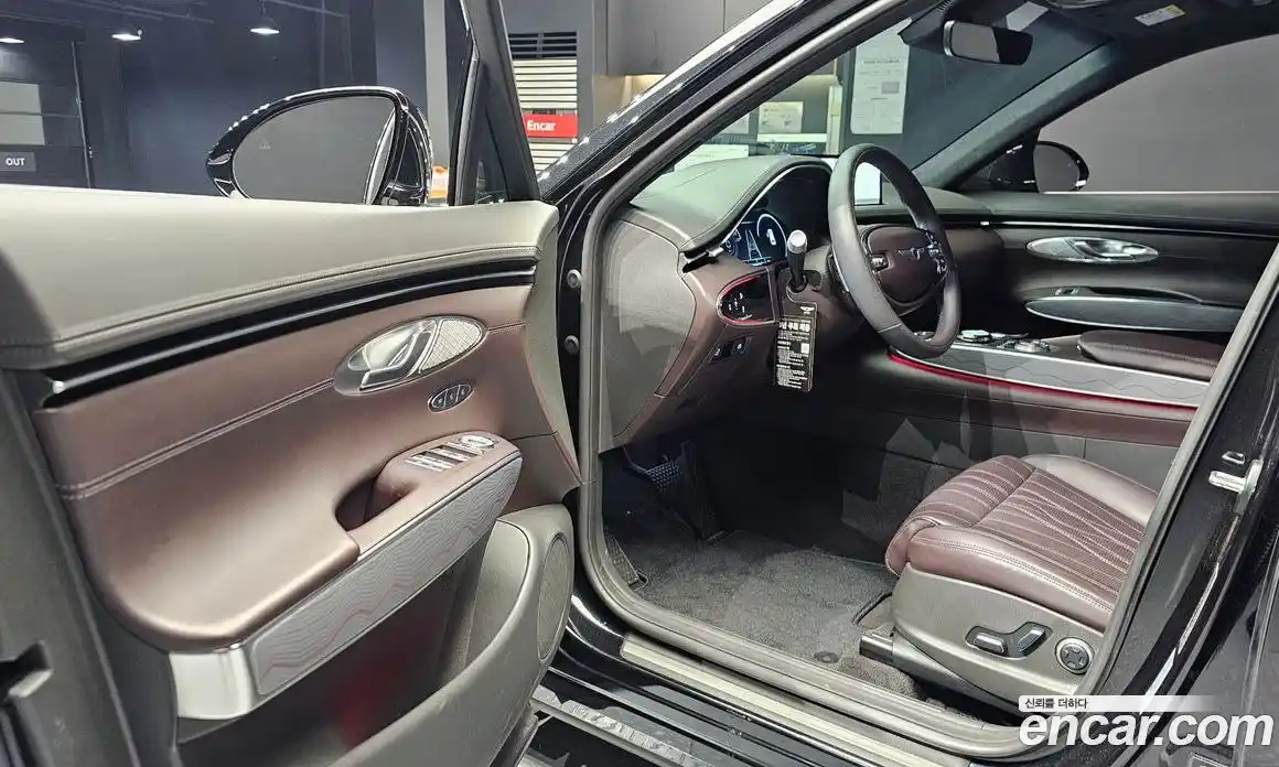 Genesis GV70 2023 2.5 автомат (гидро), фото 10