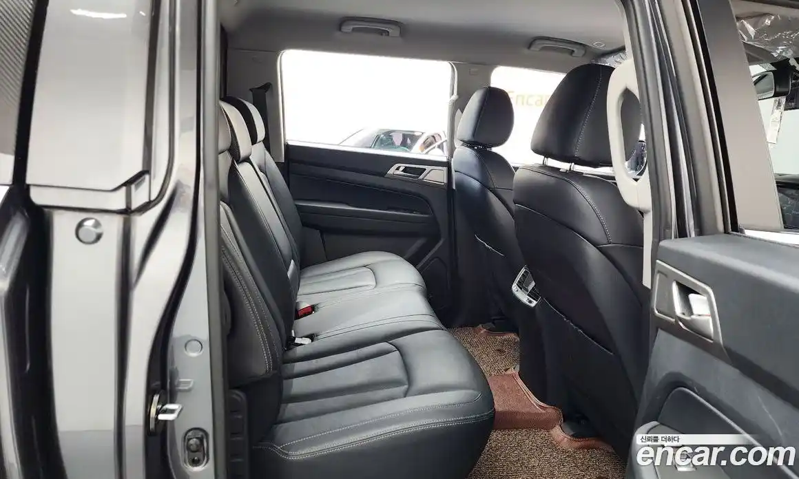 SsangYong Rexton 2019 2.2 автомат (гидро), фото 17
