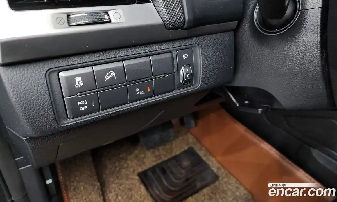 SsangYong Rexton 2019 2.2 автомат (гидро), фото 24