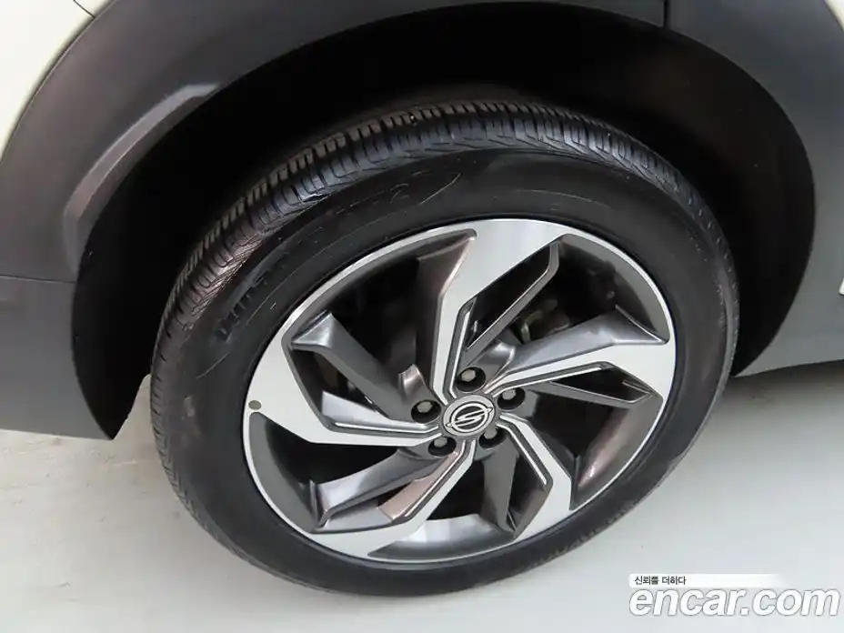 SsangYong Korando 2022 1.5 автомат (гидро), фото 5