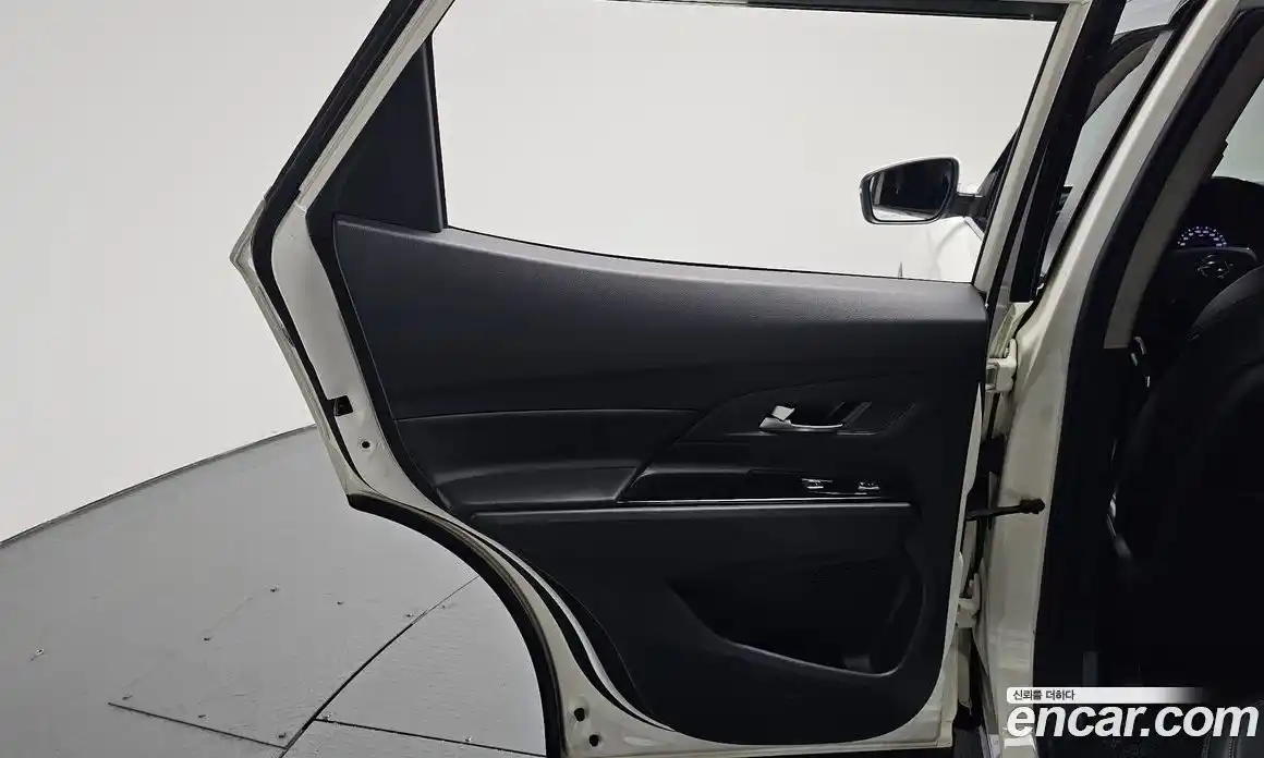 SsangYong Korando 2019 1.6 автомат (гидро), фото 14