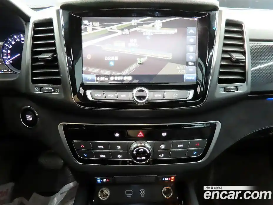 SsangYong Rexton 2019 2.2 автомат (гидро), фото 16