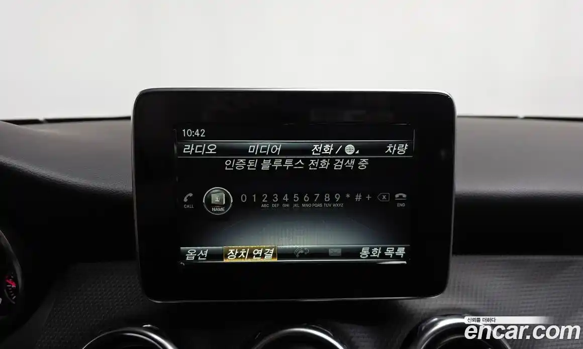 Mercedes-Benz GLA-Class 2018 2.0 гидро, фото 28 Mercedes-Benz GLA-Class 2018 2.0 гидро, фото 28