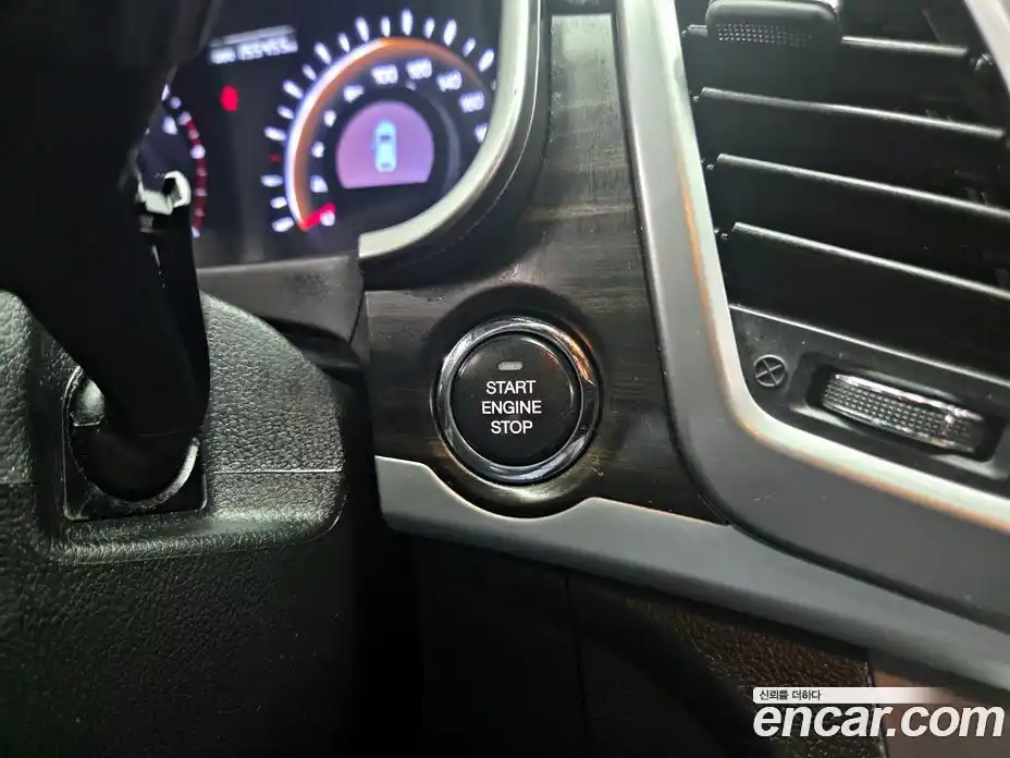SsangYong Korando 2015 2.0 автомат (гидро), фото 15