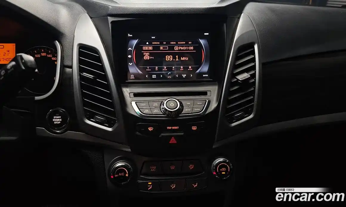 SsangYong Korando 2016 2.2 автомат (гидро), фото 20
