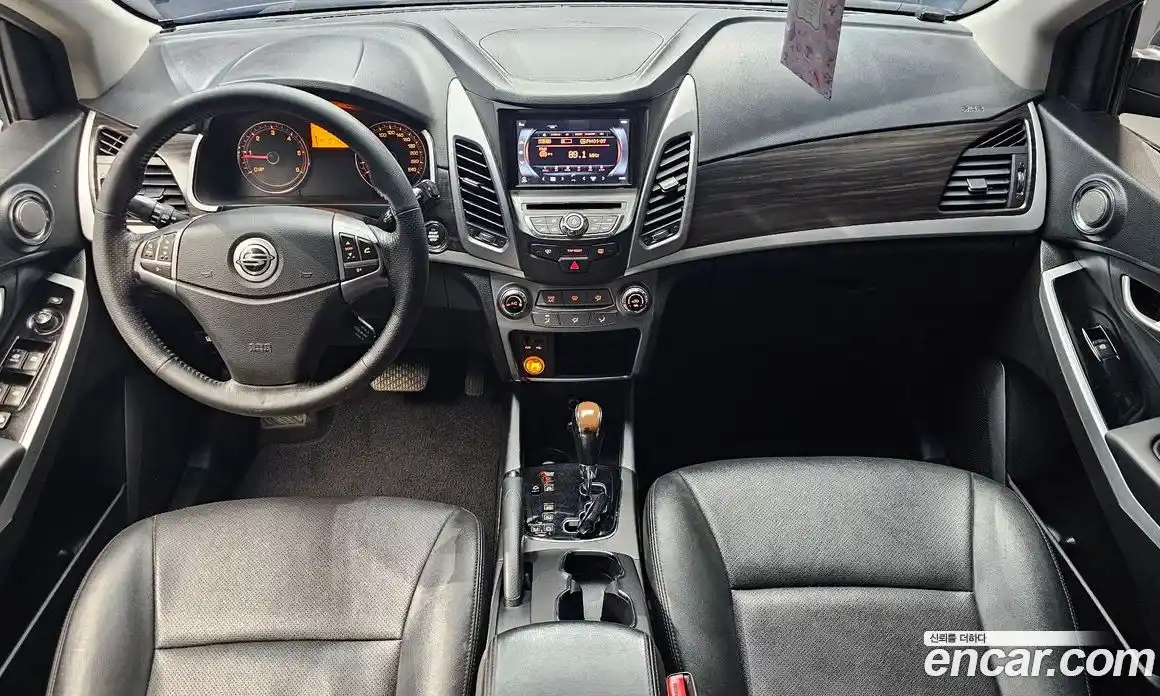 SsangYong Korando 2016 2.2 автомат (гидро), фото 10