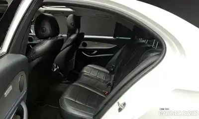 Mercedes-Benz E-Class 2019 2.0 автомат (гидро), миниатюра 12
