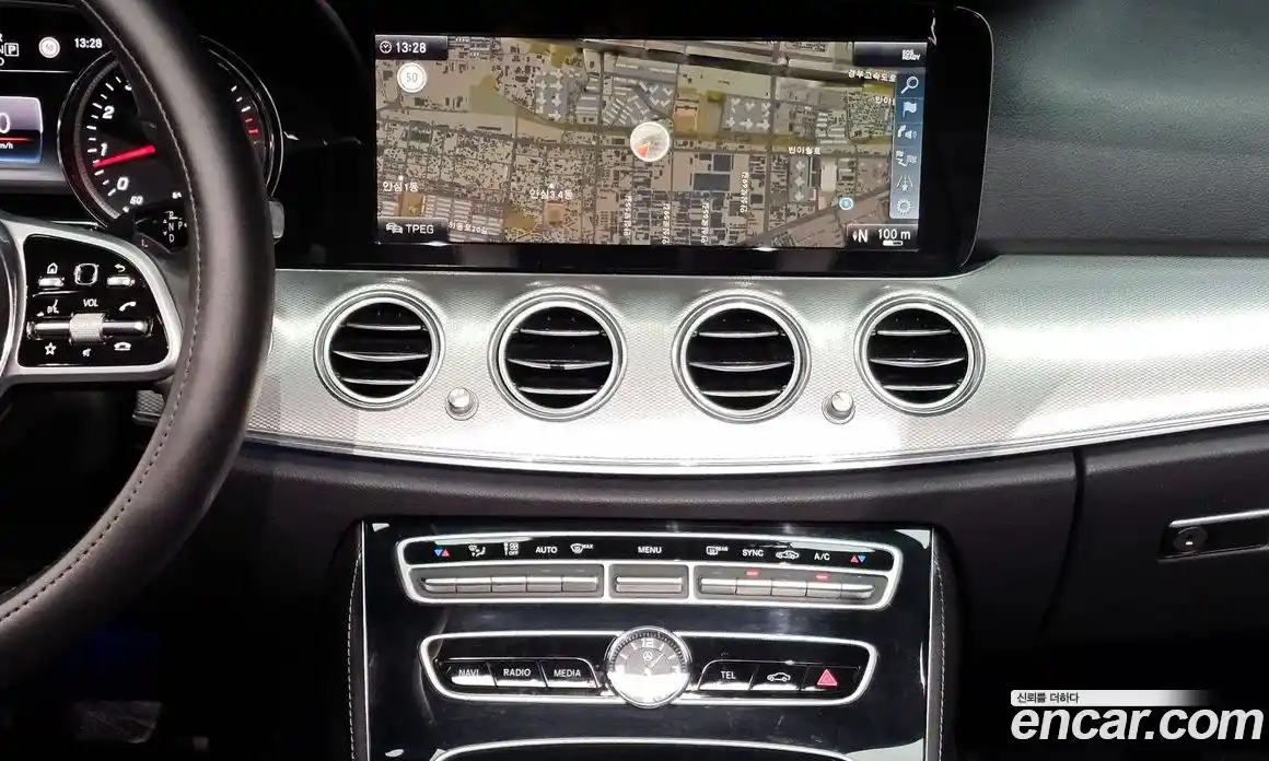 Mercedes-Benz E-Class 2019 2.0 автомат (гидро), фото 15
