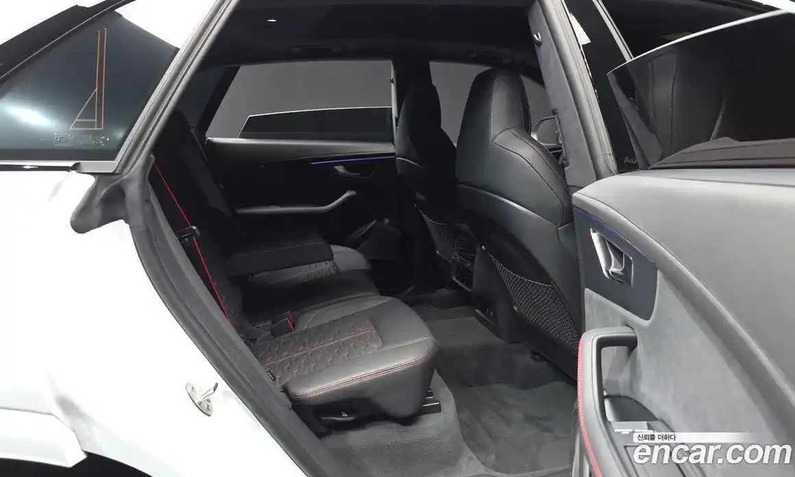 Audi RSQ8 2025 4.0 автомат (гидро), фото 12