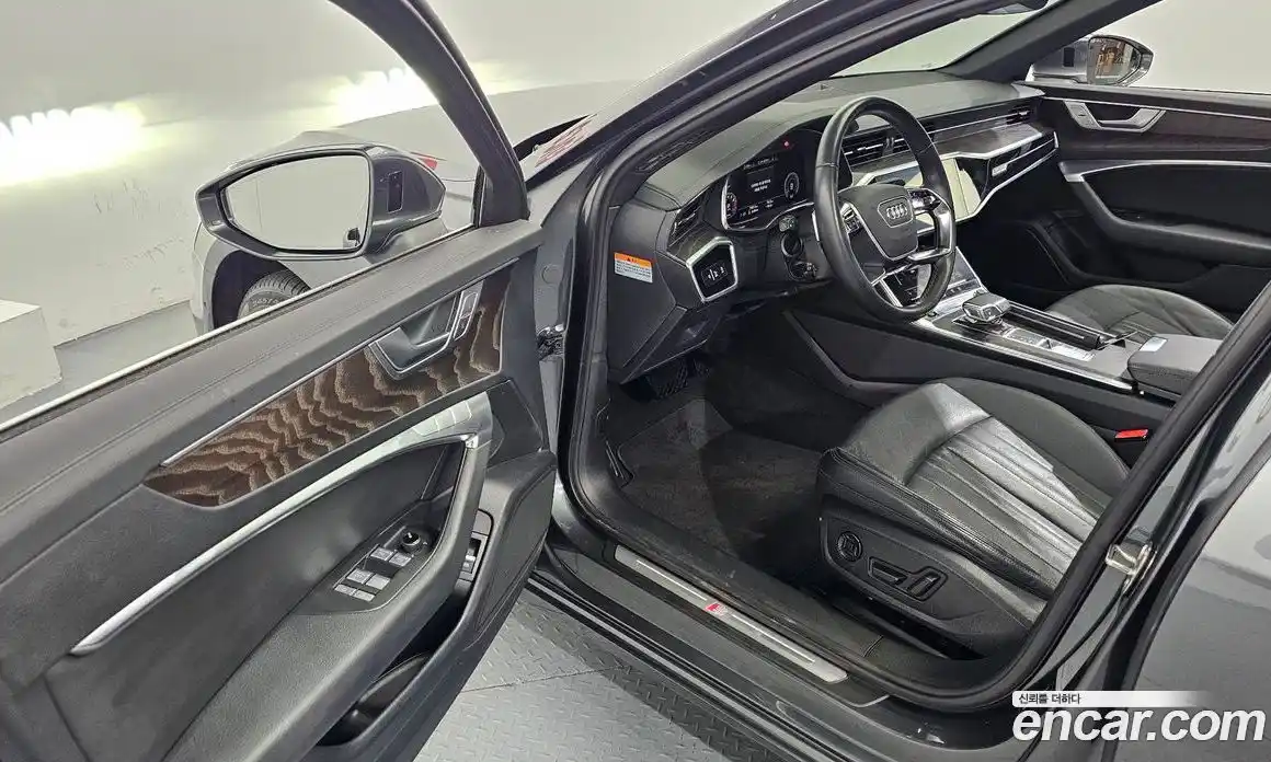 Audi A6 2022 2.0 автомат (гидро), фото 13