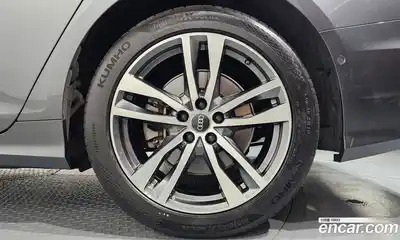Audi A6 2022 2.0 автомат (гидро), миниатюра 7