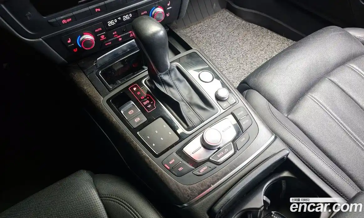 Audi A6 2018 2.0 автомат (гидро), фото 9