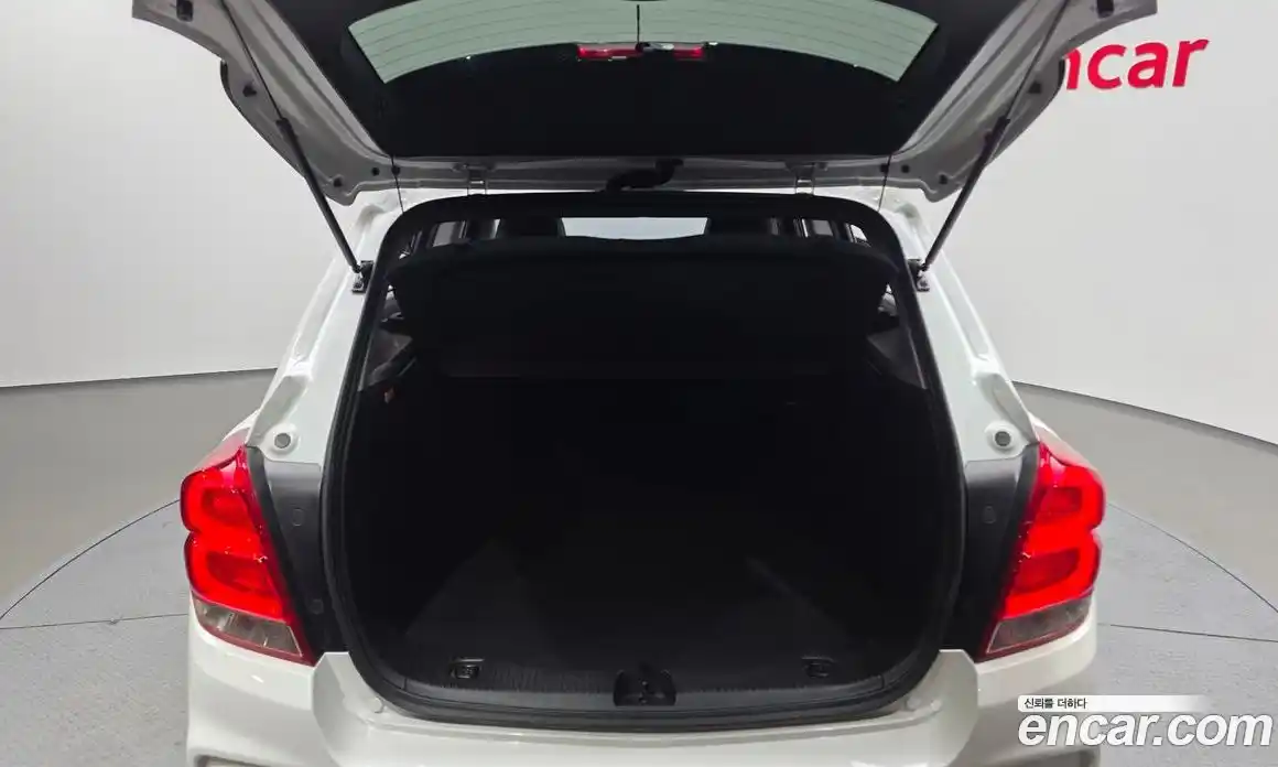 Chevrolet Trax 2020 1.4 автомат (гидро), фото 26
