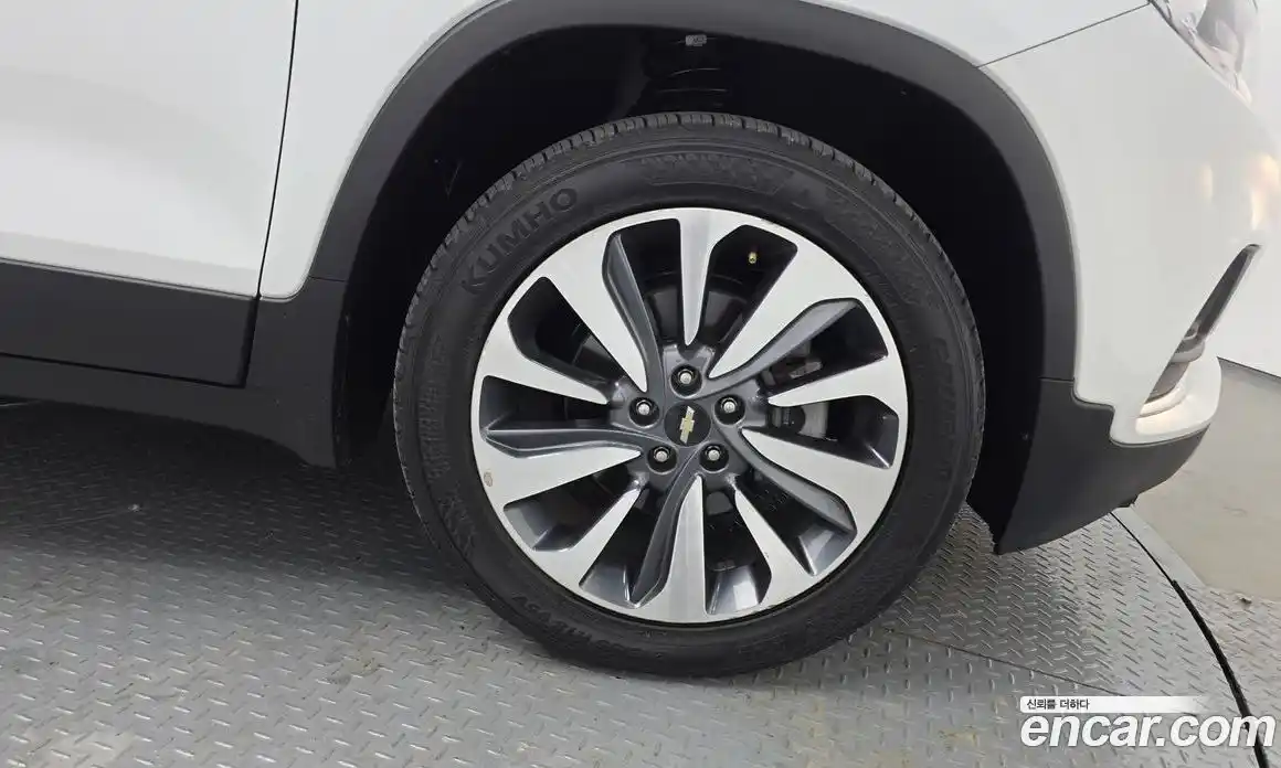 Chevrolet Trax 2020 1.4 автомат (гидро), фото 7