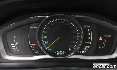 Volvo XC60 2017 2.0 автомат (гидро), миниатюра 10