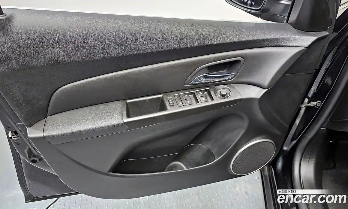 Chevrolet Cruze 2016 1.8 автомат (гидро), фото 14