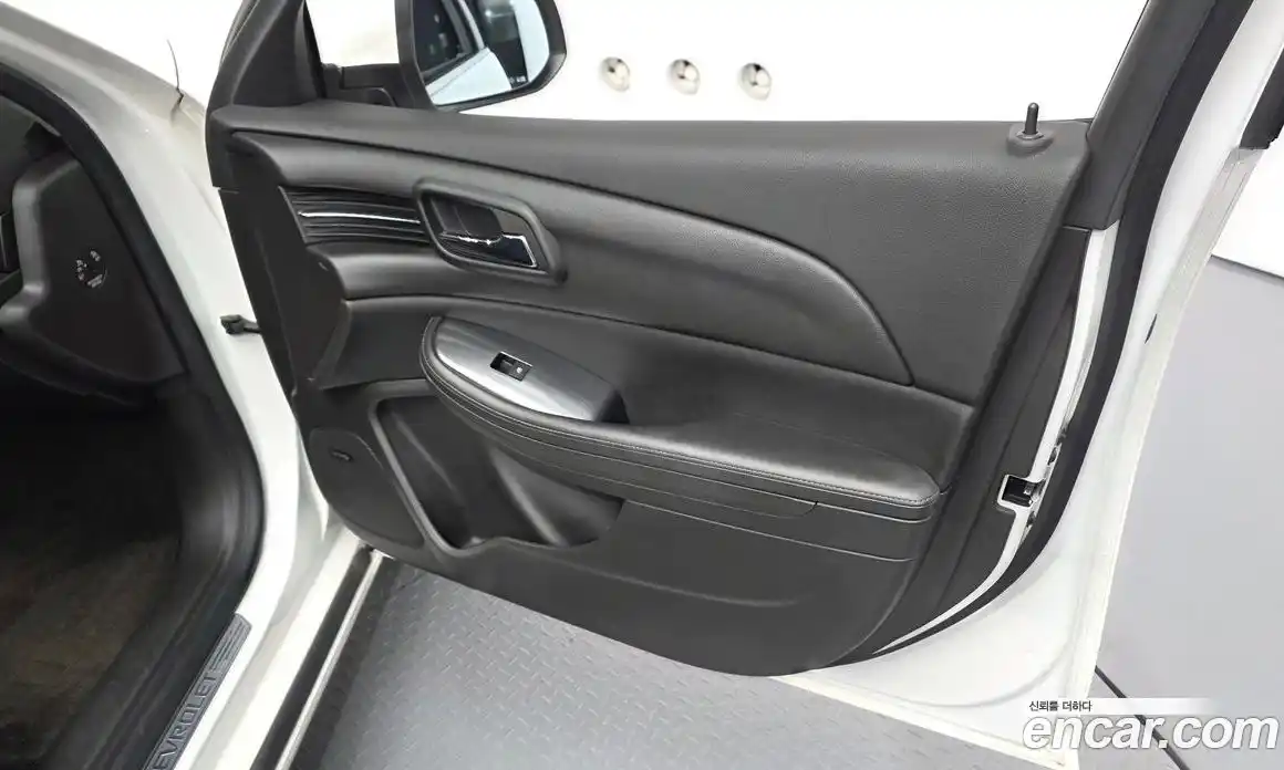 Chevrolet Malibu 2013 2.0 автомат (гидро), фото 14