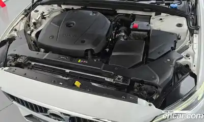 Volvo S60 2019 2.0 автомат (гидро), миниатюра 6